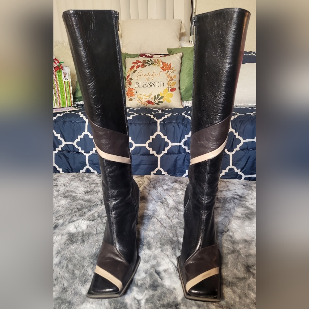 Italian Boots, EU 41, just below knee